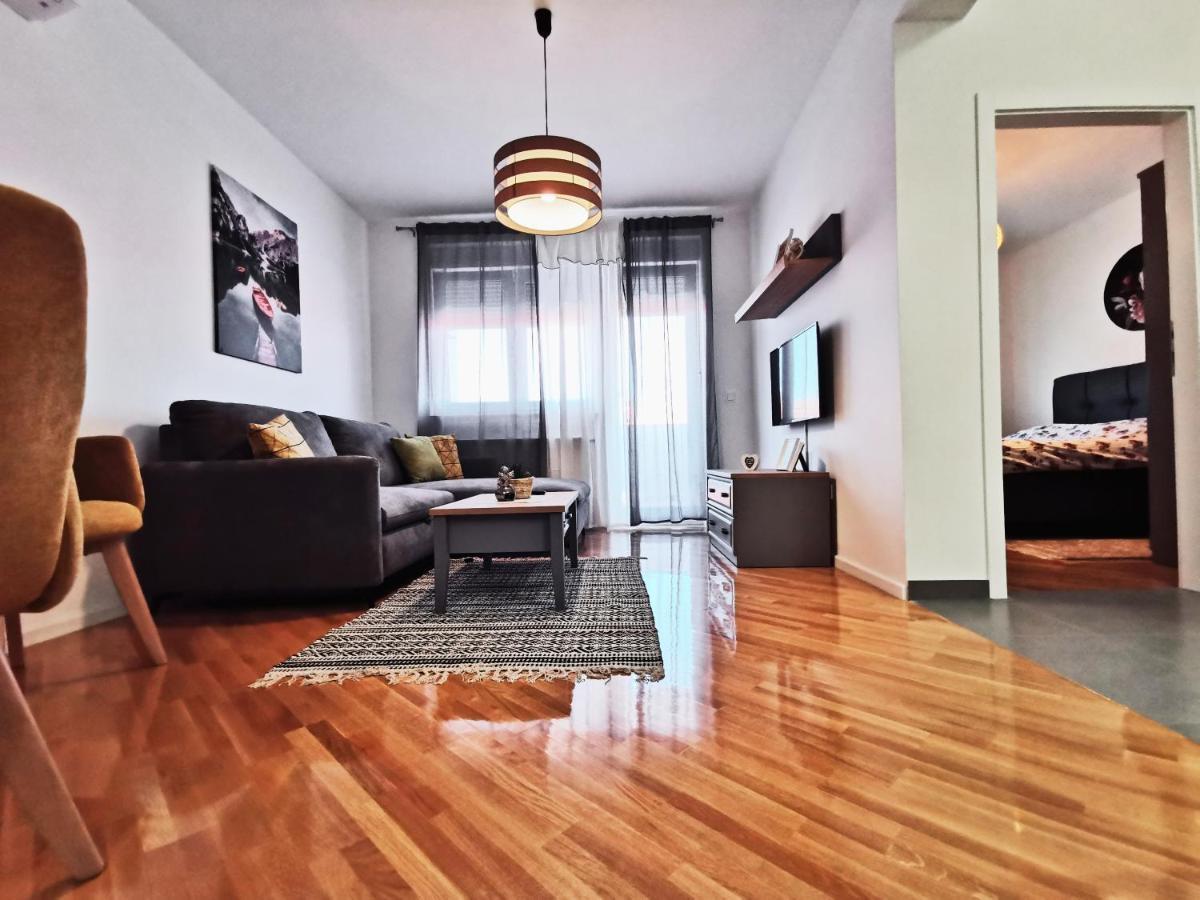 Apartman Angel 奥西耶克 外观 照片